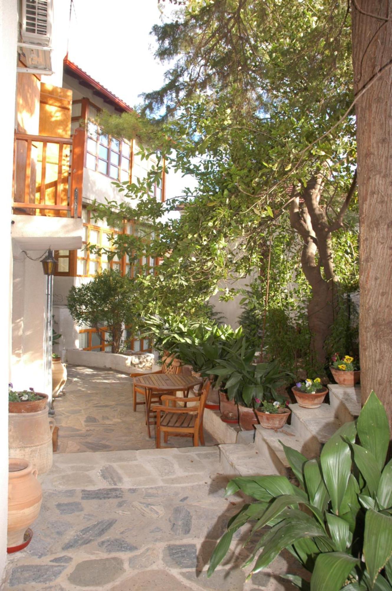 Guesthouse Papanikolaou Litochoro Exterior foto